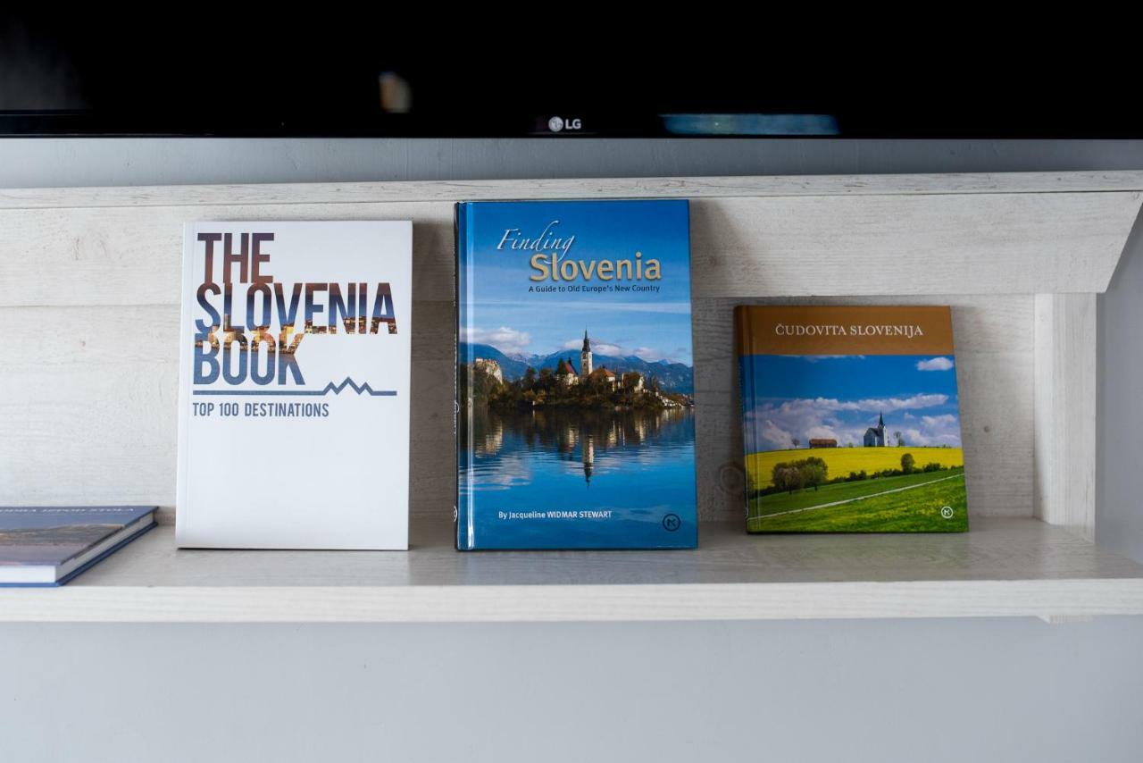 Guest House Pr' Cut Zirovnica Екстериор снимка