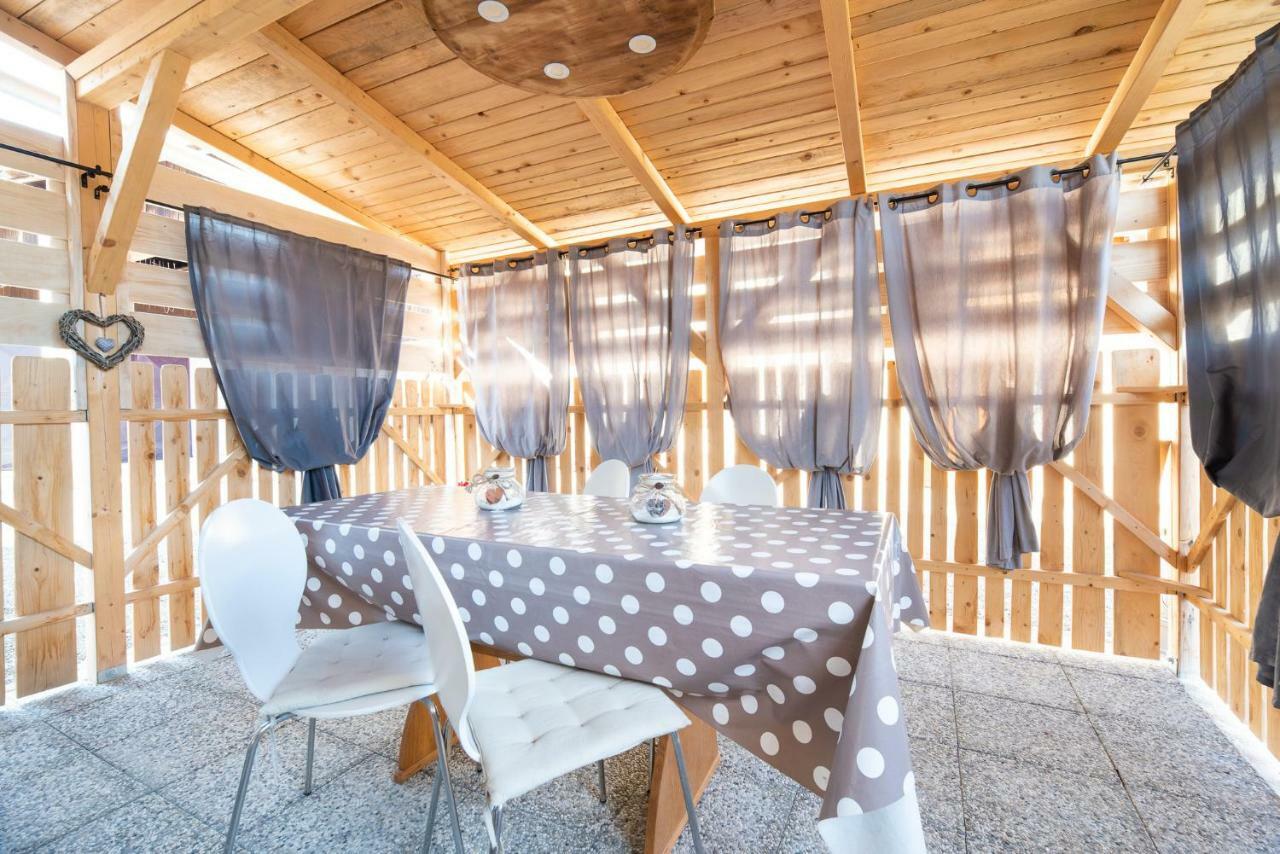Guest House Pr' Cut Zirovnica Екстериор снимка